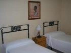 фото отеля Hostal DS Velilla de San Antonio