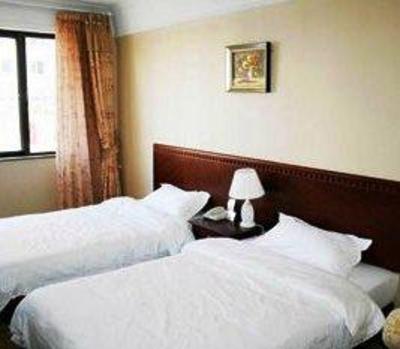 фото отеля Qingdao Victory Inn