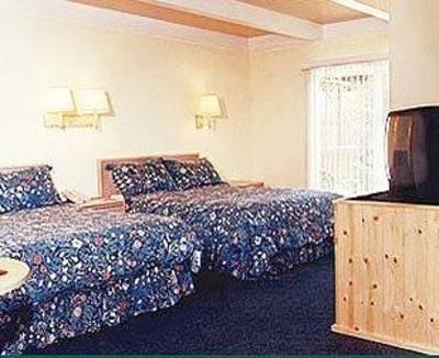 фото отеля Pine Beach Inn