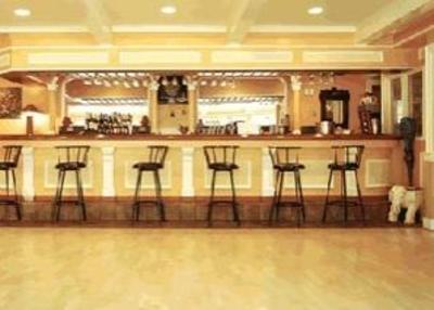 фото отеля Pine Beach Inn
