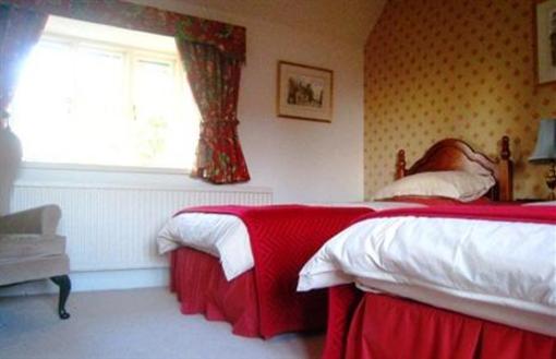 фото отеля Castle Farm Guest House