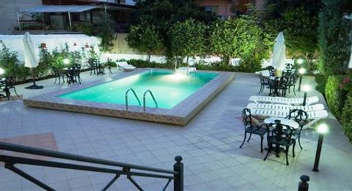 фото отеля Bakos Hotel