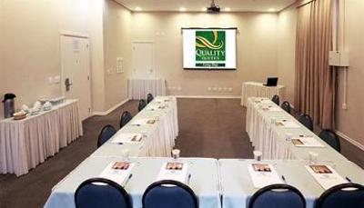 фото отеля Quality Suites Vila Olimpia