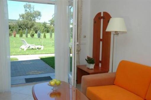 фото отеля Kek Laguna Apartmanok