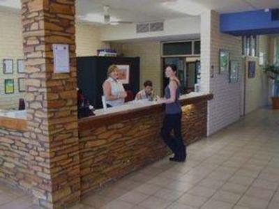 фото отеля Tropicana Inn Broome