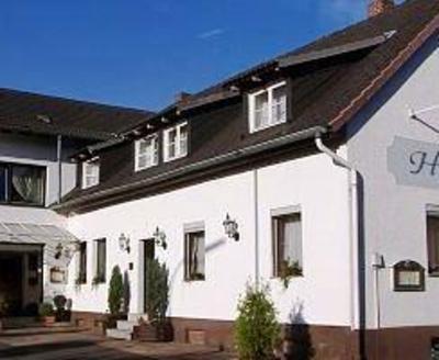 фото отеля Hotel Hasselberg Kaiserslautern