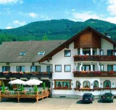 фото отеля Gasthof Baren Winden im Elztal