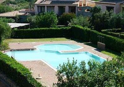 фото отеля Residence Il Borgo Loiri Porto San Paolo