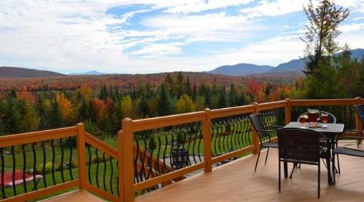 фото отеля Bear Mountain Bed And Breakfast Lodge