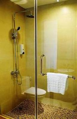 фото отеля Lvyin He Tai Hotel - Chengdu