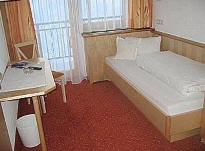 фото отеля Hotel Garni Edelweiss Ischgl