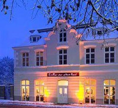 фото отеля Hotel WohnBar zur alten Post