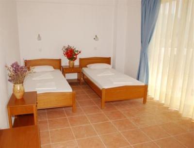 фото отеля Eristos Beach Hotel