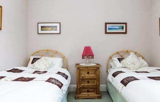 фото отеля Up The Creek Bed and Breakfast Kingsbridge