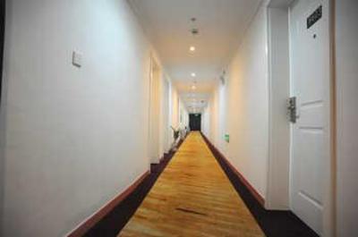 фото отеля Super 8 Hotel Nantong Ren Min Xi Lu