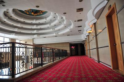 фото отеля Yulong Hotel