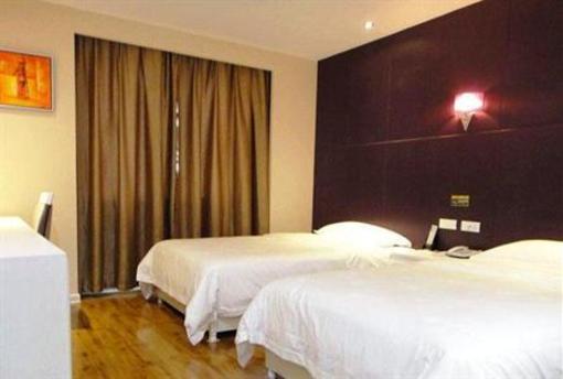 фото отеля Yichang Licheng Shuijing Hotel