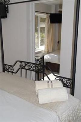 фото отеля The Timbers Bed & Breakfast Camerton