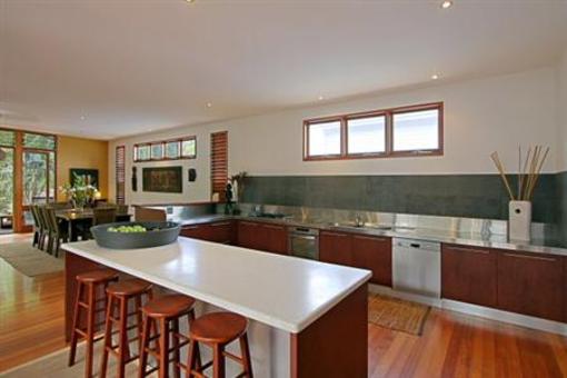 фото отеля Akuna Beach House Byron Bay