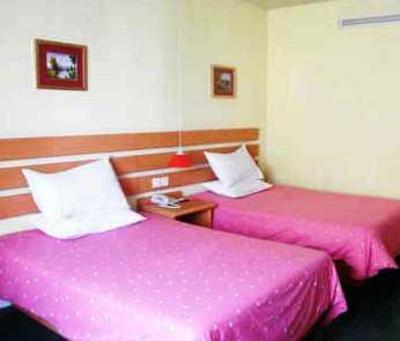 фото отеля Home Inn Wulin Square Yanan Road
