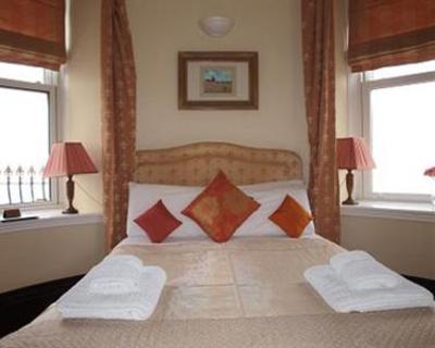 фото отеля Tyr Graig Castle Hotel Barmouth