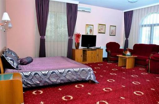 фото отеля Hotel Prishtina