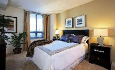 фото отеля Basic Overnight Quarters Veridian Apartments Silver Spring