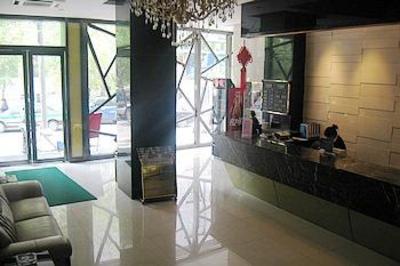 фото отеля Jiaotong Business Hotel