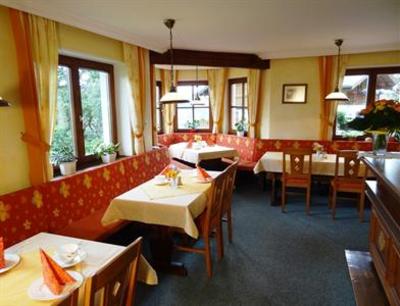 фото отеля Pension Appartements Reithof St. Johann im Pongau