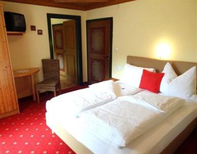 фото отеля Pension Appartements Reithof St. Johann im Pongau