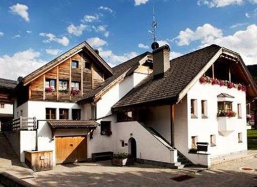 фото отеля Residence Villa Al Sole Corvara
