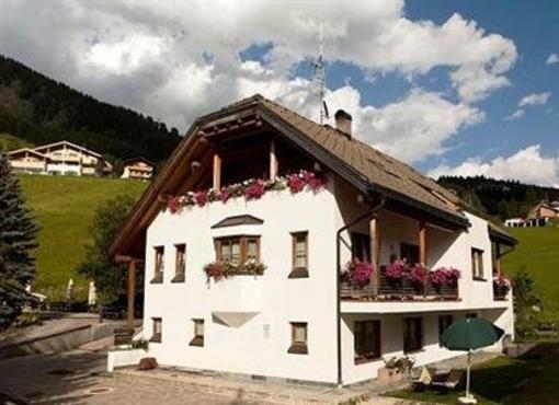 фото отеля Residence Villa Al Sole Corvara