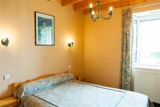 фото отеля Logis Le Prieure