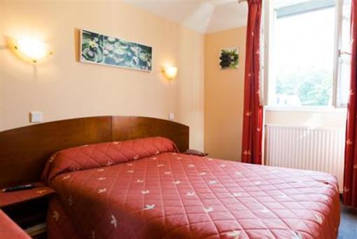 фото отеля Logis Le Prieure