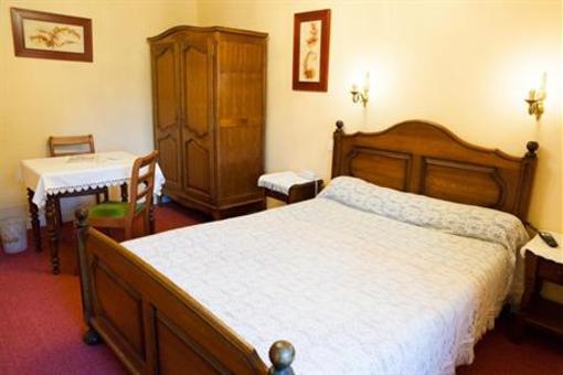 фото отеля Logis Le Prieure