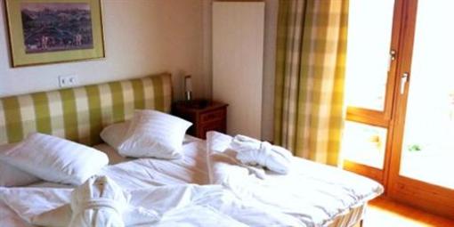 фото отеля Le Bristol Swiss Q Hotel