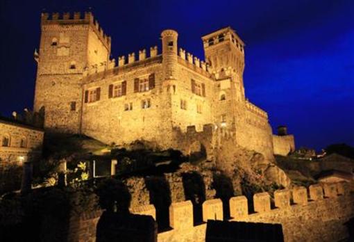 фото отеля Castello Di Pavone Hotel Pavone Canavese