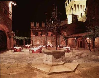 фото отеля Castello Di Pavone Hotel Pavone Canavese