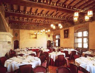 фото отеля Castello Di Pavone Hotel Pavone Canavese