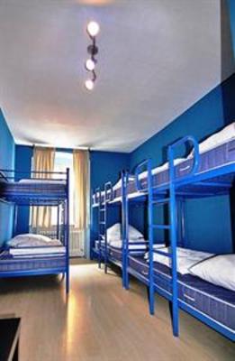 фото отеля Brook Lane Hostel