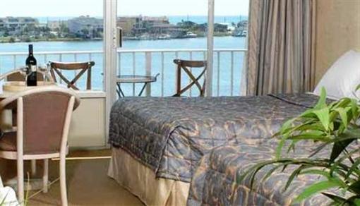 фото отеля Inn on Destin Harbor
