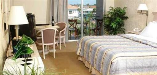 фото отеля Inn on Destin Harbor
