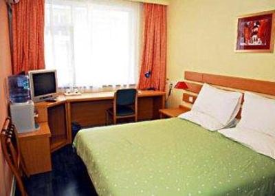 фото отеля Home Inn (Shenyang Dabeiguan Street)