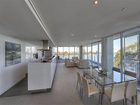 фото отеля Waters Edge Luxury at Mandurah - By The Estuary