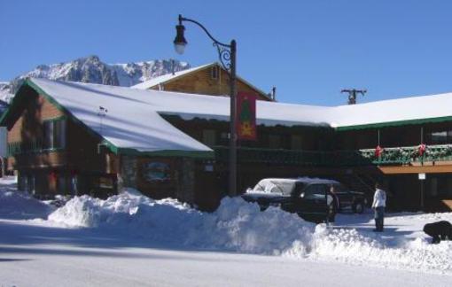 фото отеля June Lake Motel