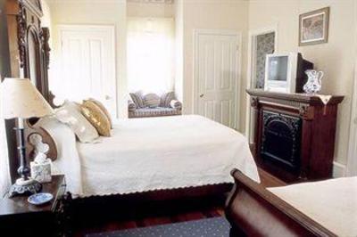 фото отеля Beauclaire's Bed & Breakfast
