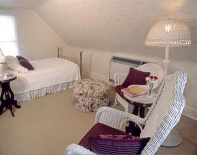 фото отеля Beauclaire's Bed & Breakfast
