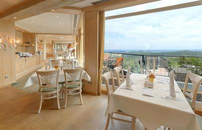 фото отеля Rhön Park Hotel Hausen