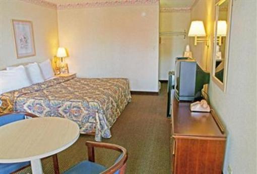 фото отеля Regency Inn