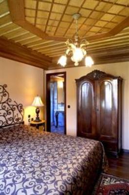 фото отеля Kokkino Spiti